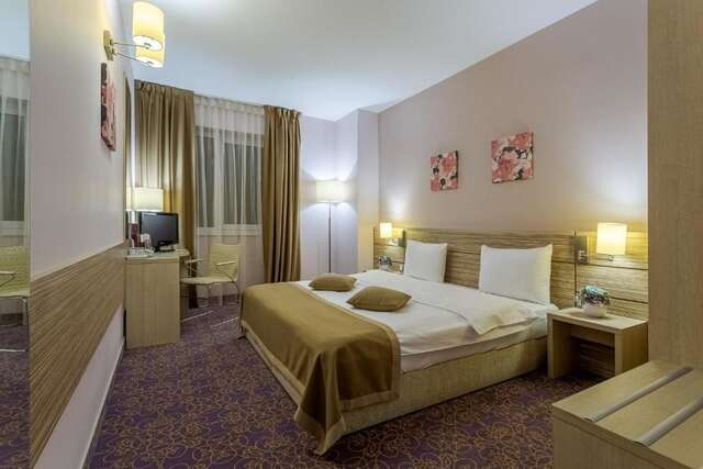 Отель RIN Grand Hotel Бухарест-51